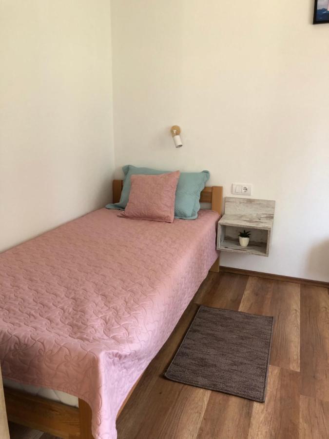 Guesthouse D&D Licko Petrovo Selo Ngoại thất bức ảnh