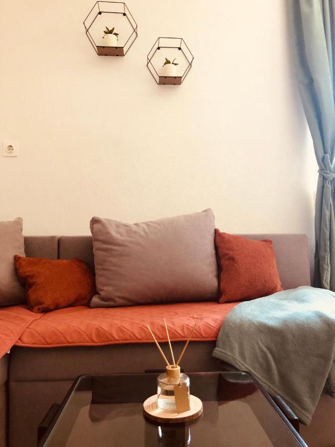 Guesthouse D&D Licko Petrovo Selo Ngoại thất bức ảnh