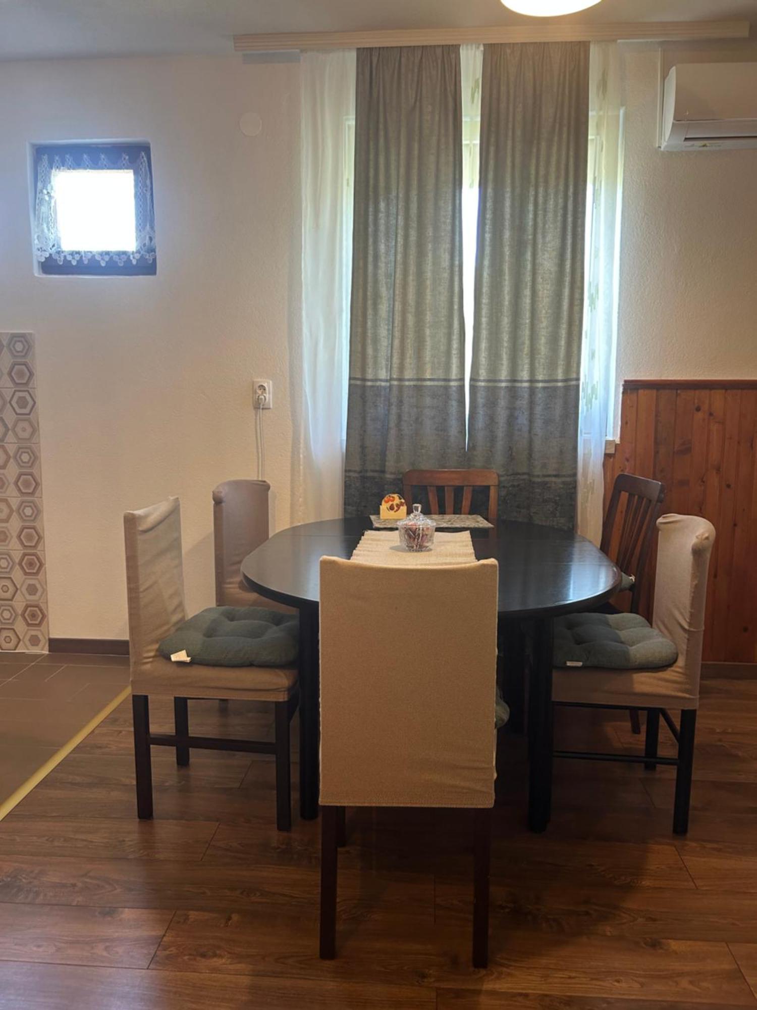 Guesthouse D&D Licko Petrovo Selo Ngoại thất bức ảnh