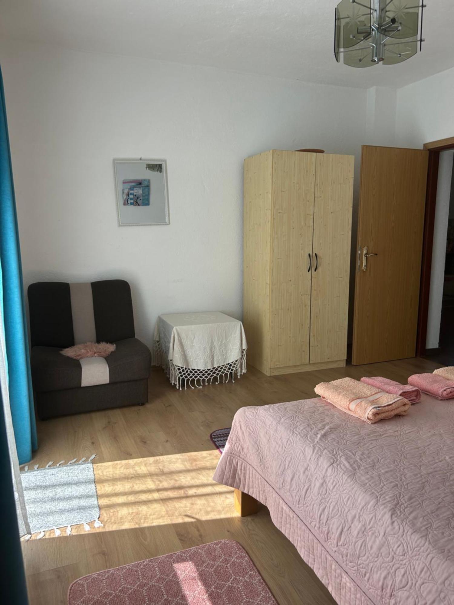 Guesthouse D&D Licko Petrovo Selo Ngoại thất bức ảnh